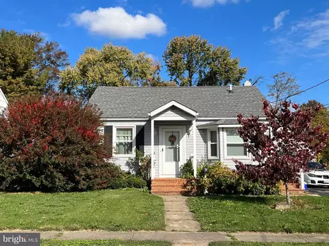 77 Green Ave, Aberdeen, MD 21001