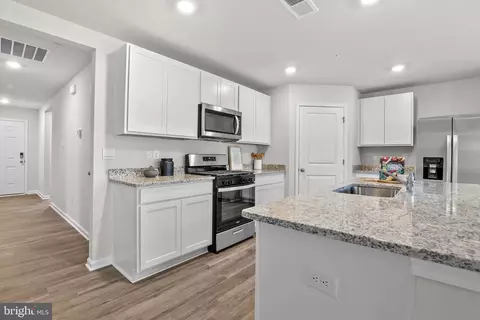 980 Pagonia Dr, Joppa, MD 21085 photo 13