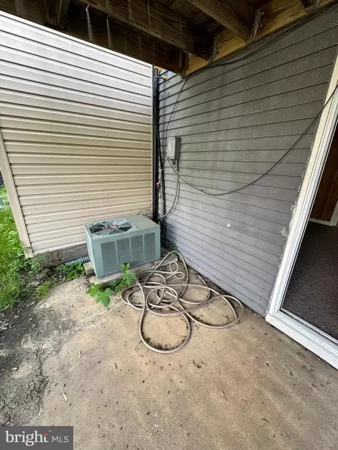 Exterior - 1852 Simons Ct, Edgewood, MD 21040 photo 3 of 3