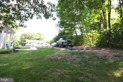 Exterior - 2024 Singer Rd, Joppa, MD 21085 photo 4 of 11
