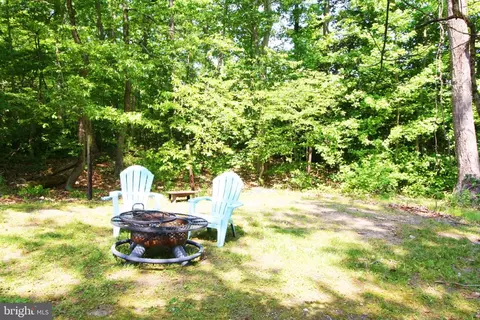 Exterior - 2024 Singer Rd, Joppa, MD 21085 photo 6 of 11