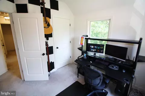 Bedroom - 2024 Singer Rd, Joppa, MD 21085 photo 12 of 12