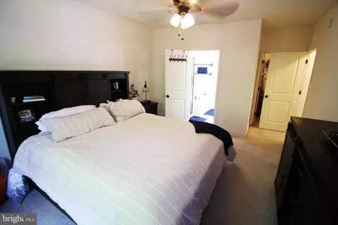 Bedroom - 2024 Singer Rd, Joppa, MD 21085 photo 2 of 12