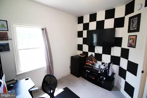Bedroom - 2024 Singer Rd, Joppa, MD 21085 photo 11 of 12