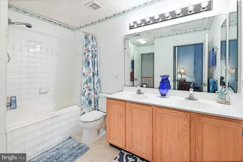 Bath - 520 Macintosh Cir, Joppa, MD 21085 photo 2 of 4