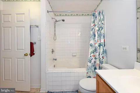 Bath - 520 Macintosh Cir, Joppa, MD 21085 photo 4 of 4