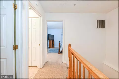 Entry Way - 520 Macintosh Cir, Joppa, MD 21085 photo 4 of 4