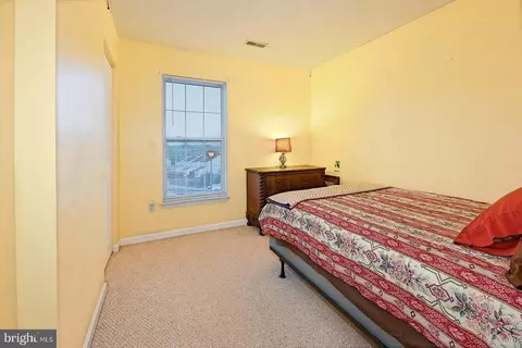 Bedroom - 520 Macintosh Cir, Joppa, MD 21085 photo 5 of 7