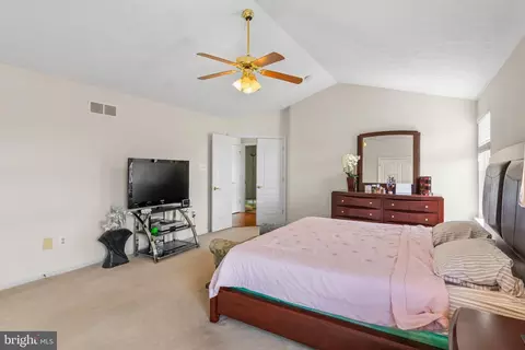 Bedroom - 239 Spry Island Rd, Joppa, MD 21085 photo 3 of 6