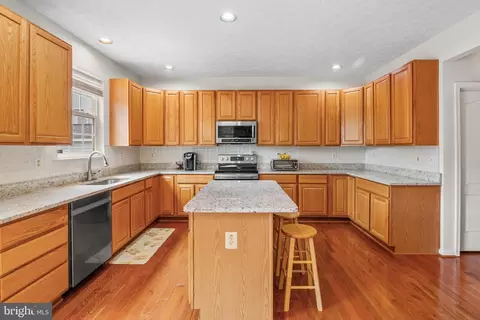 Kitchen - 239 Spry Island Rd, Joppa, MD 21085 photo 1 of 5