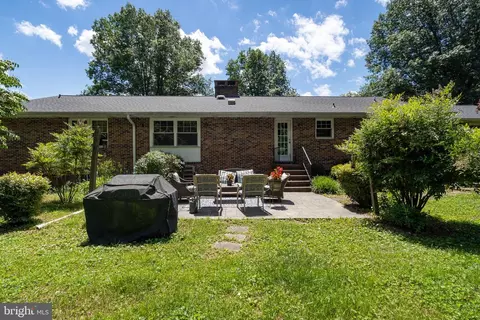 Exterior - 3001 Suffolk Ln, Fallston, MD 21047 photo 3 of 5