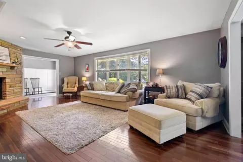 Living - 3001 Suffolk Ln, Fallston, MD 21047 photo 1 of 1