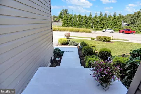 Exterior - 401 Rogers Ford Ln, Joppa, MD 21085 photo 4 of 9