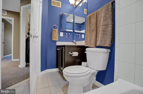 Bath - 401 Rogers Ford Ln, Joppa, MD 21085 photo 2 of 2