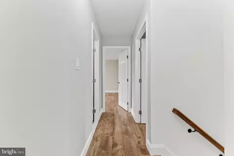 Entry Way - 1929 Edgewater Dr, Edgewood, MD 21040 photo 4 of 5