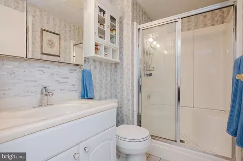 Bath - 103 Beacon Point Ct, Joppa, MD 21085 photo 1 of 3