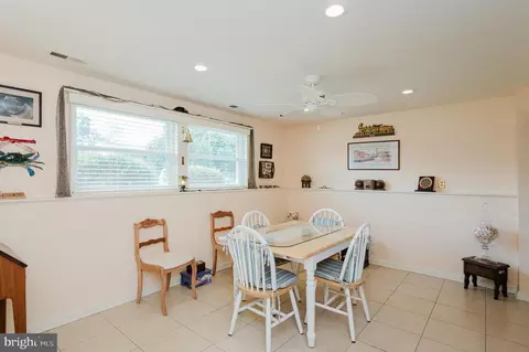 Dining - 103 Beacon Point Ct, Joppa, MD 21085 photo 4 of 5