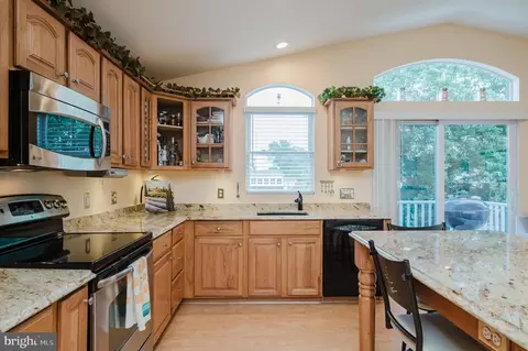 Kitchen - 103 Beacon Point Ct, Joppa, MD 21085 photo 1 of 5