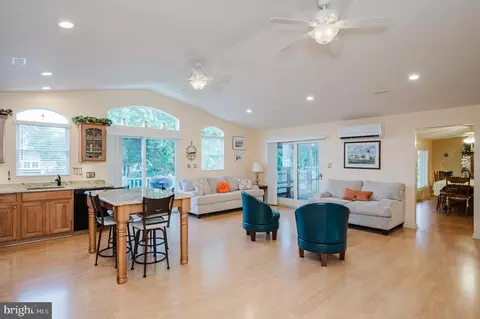 Other - 103 Beacon Point Ct, Joppa, MD 21085 photo 10 of 29