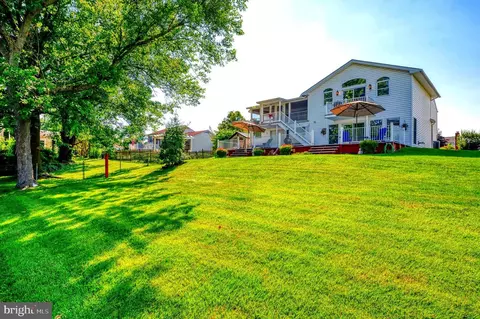 Exterior - 103 Beacon Point Ct, Joppa, MD 21085 photo 1 of 13