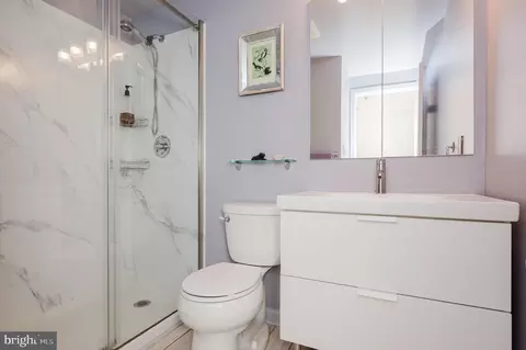 Bath - 103 Beacon Point Ct, Joppa, MD 21085 photo 2 of 3