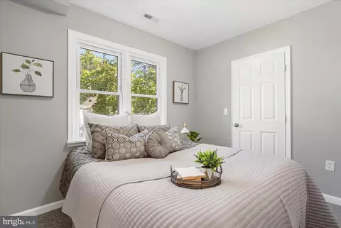 Bedroom - 2215 Pine St, Edgewood, MD 21040 photo 1 of 6