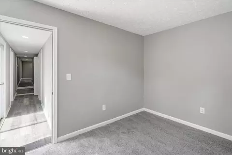 Entry Way - 2215 Pine St, Edgewood, MD 21040 photo 10 of 11