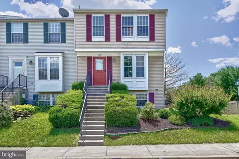 1012 Pirates Ct, Edgewood, MD 21040