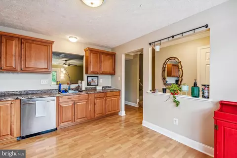 835 W Spring Meadow Ct, Edgewood, MD 21040 photo 6