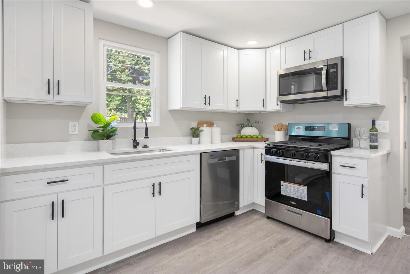 Kitchen - 403 Oak St, Edgewood, MD 21040 photo 2 of 3