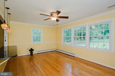 Living - 2006 Pleasantwood Rd, Fallston, MD 21047 photo 8 of 14