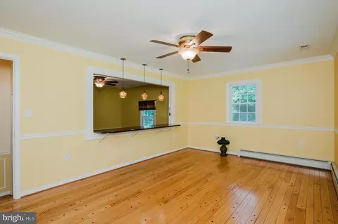 Living - 2006 Pleasantwood Rd, Fallston, MD 21047 photo 9 of 14