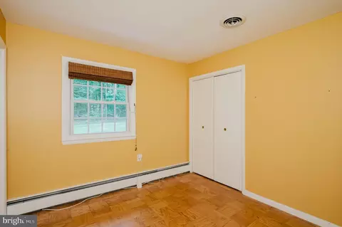 Bedroom - 2006 Pleasantwood Rd, Fallston, MD 21047 photo 7 of 8
