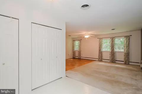Living - 2006 Pleasantwood Rd, Fallston, MD 21047 photo 14 of 14