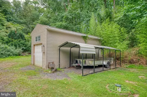 Exterior - 2006 Pleasantwood Rd, Fallston, MD 21047 photo 18 of 56