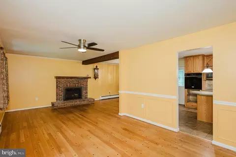 Living - 2006 Pleasantwood Rd, Fallston, MD 21047 photo 1 of 14