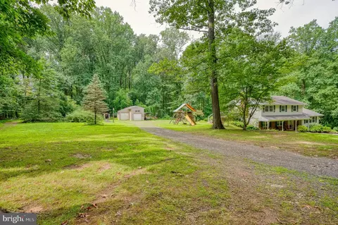 Exterior - 2006 Pleasantwood Rd, Fallston, MD 21047 photo 33 of 56