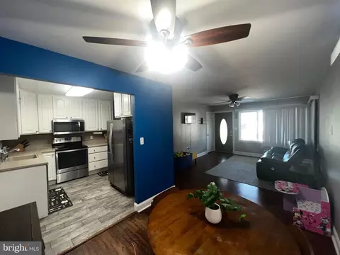Entry Way - 510 Ruby Dr, Aberdeen, MD 21001 photo 1 of 3