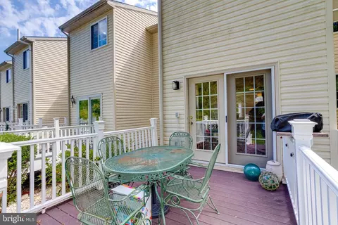 Exterior - 611 Berwick Ct, Abingdon, MD 21009 photo 4 of 9