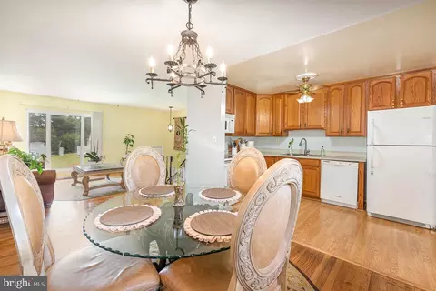 Dining - 2012 Hanson Rd, Edgewood, MD 21040 photo 3 of 4