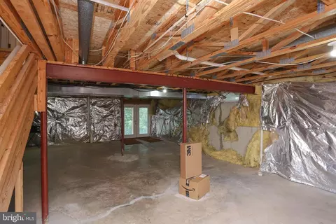 Entry Way - 367 Enfield Rd, Joppa, MD 21085 photo 14 of 15