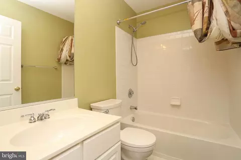 Bath - 367 Enfield Rd, Joppa, MD 21085 photo 5 of 6