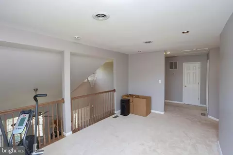 Entry Way - 367 Enfield Rd, Joppa, MD 21085 photo 13 of 15