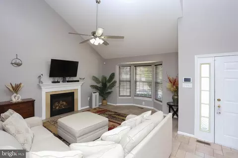 Entry Way - 367 Enfield Rd, Joppa, MD 21085 photo 7 of 15