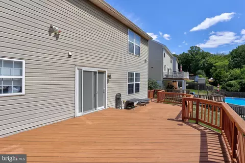 Exterior - 367 Enfield Rd, Joppa, MD 21085 photo 8 of 9