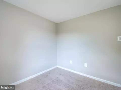 Bedroom - 1016 W Shore Dr, Edgewood, MD 21040 photo 6 of 9