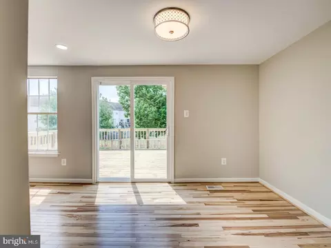 Living - 1016 W Shore Dr, Edgewood, MD 21040 photo 6 of 13