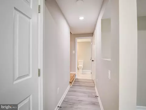 Entry Way - 1016 W Shore Dr, Edgewood, MD 21040 photo 6 of 6