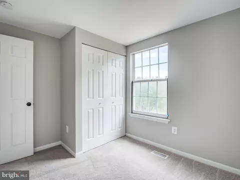 Bedroom - 1016 W Shore Dr, Edgewood, MD 21040 photo 5 of 9