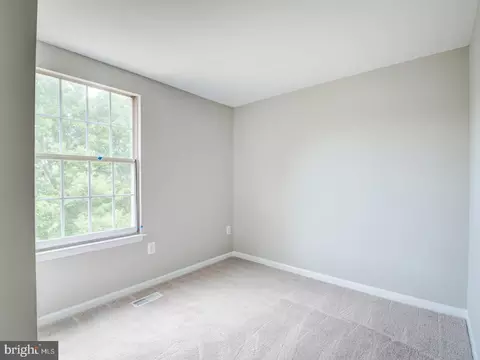 Bedroom - 1016 W Shore Dr, Edgewood, MD 21040 photo 4 of 9